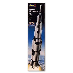 Apollo Saturn V ขนาด 1/96 ของ Revell