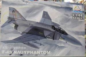 F-4S Nauyphantom Ҵ 1/144 ͧ Minihobby