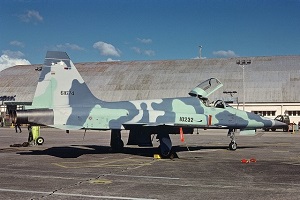 ..18 .  F-5E Tiger II ٧ 102  Ҵ 1/32 ͧ Payanak