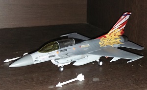 ͧԹѺ ..19 F-16B Ҵ 1/72 ٧ԹѺطԸ 103 ¿"Lightning" ͧԹ 1 Ҫ Ҫ Ţ 10302 ͧ 50,000 .٧Թ 