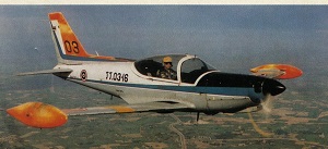 ..15 SF-260  Ҵ 1/72 Resin Kit 