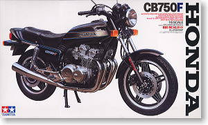 Honda CB750F ขนาด 1/6 ของ Tamiya