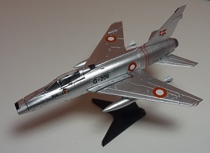 F-100D ͧѾҡഹ Denmark  Ҵ 1/144 ͧ F-toys