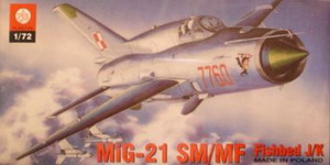 MiG-21 SM/MF Fished J/K Ҵ 1/72 ͧ ZTS PLastik